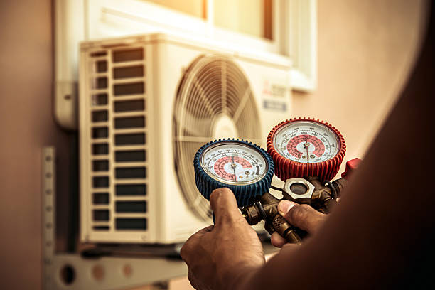 Professional Hvac technician working in Zimmerman, MN